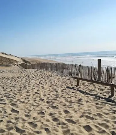 Maison Des Fleurs D'ajoncs Casa vacanze