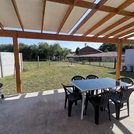 Maison Des Fleurs D'ajoncs Casa vacanze